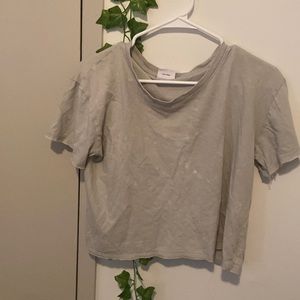 sage green flowy cropped shirt